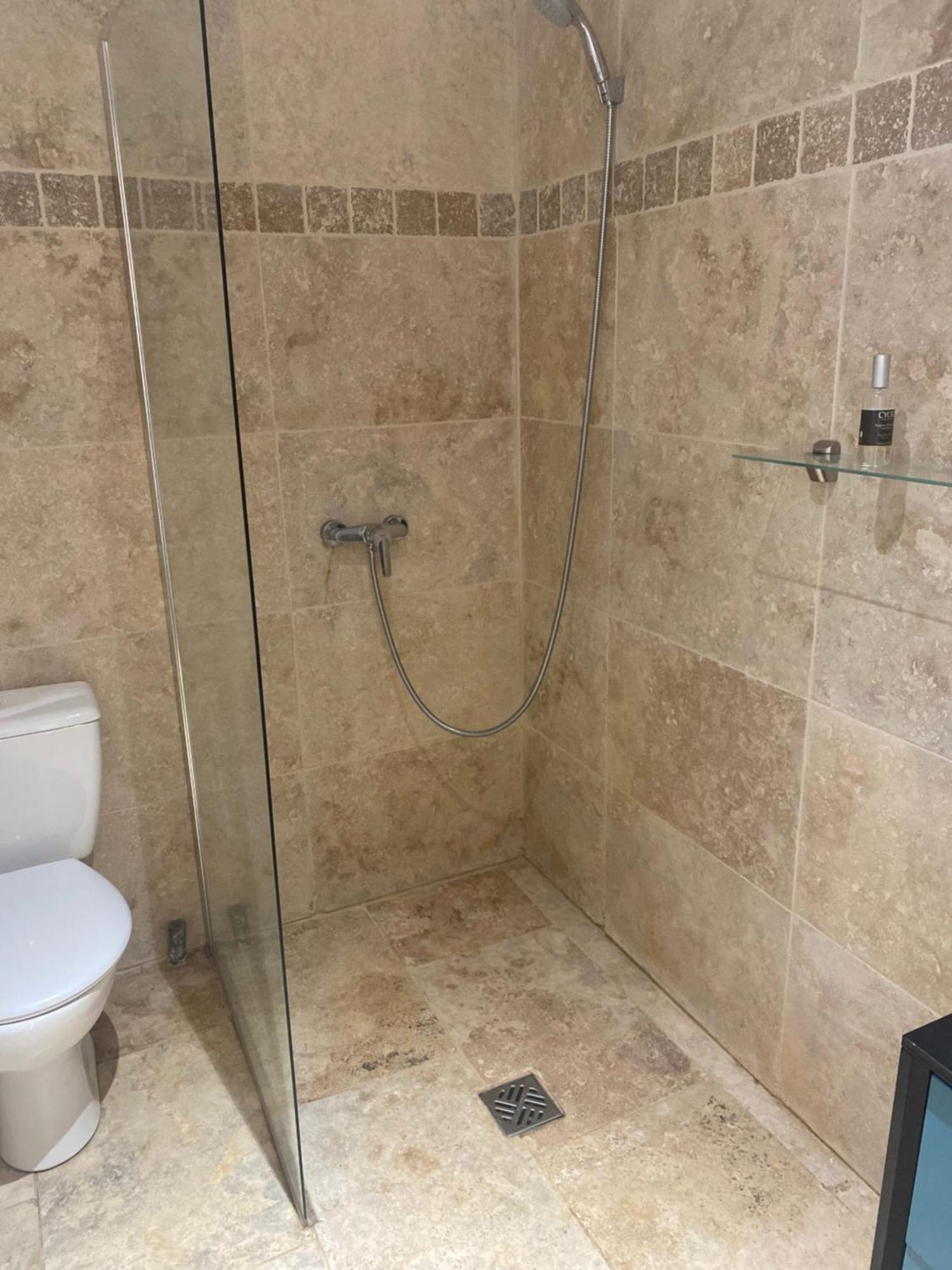 Terre Luberon Otel Pertuis Dış mekan fotoğraf